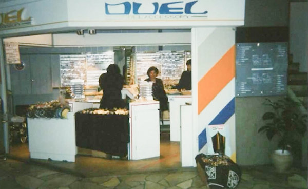 直営店「デュエル」を京都府新京極にオープン