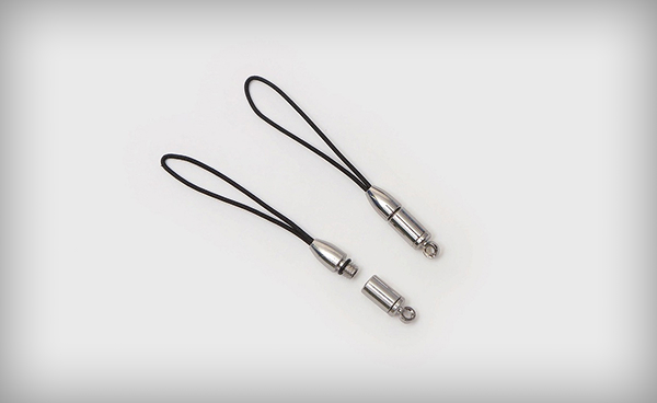 高度な技術と機転の勝利 高機能携帯ストラップ金具「S-JOINT」